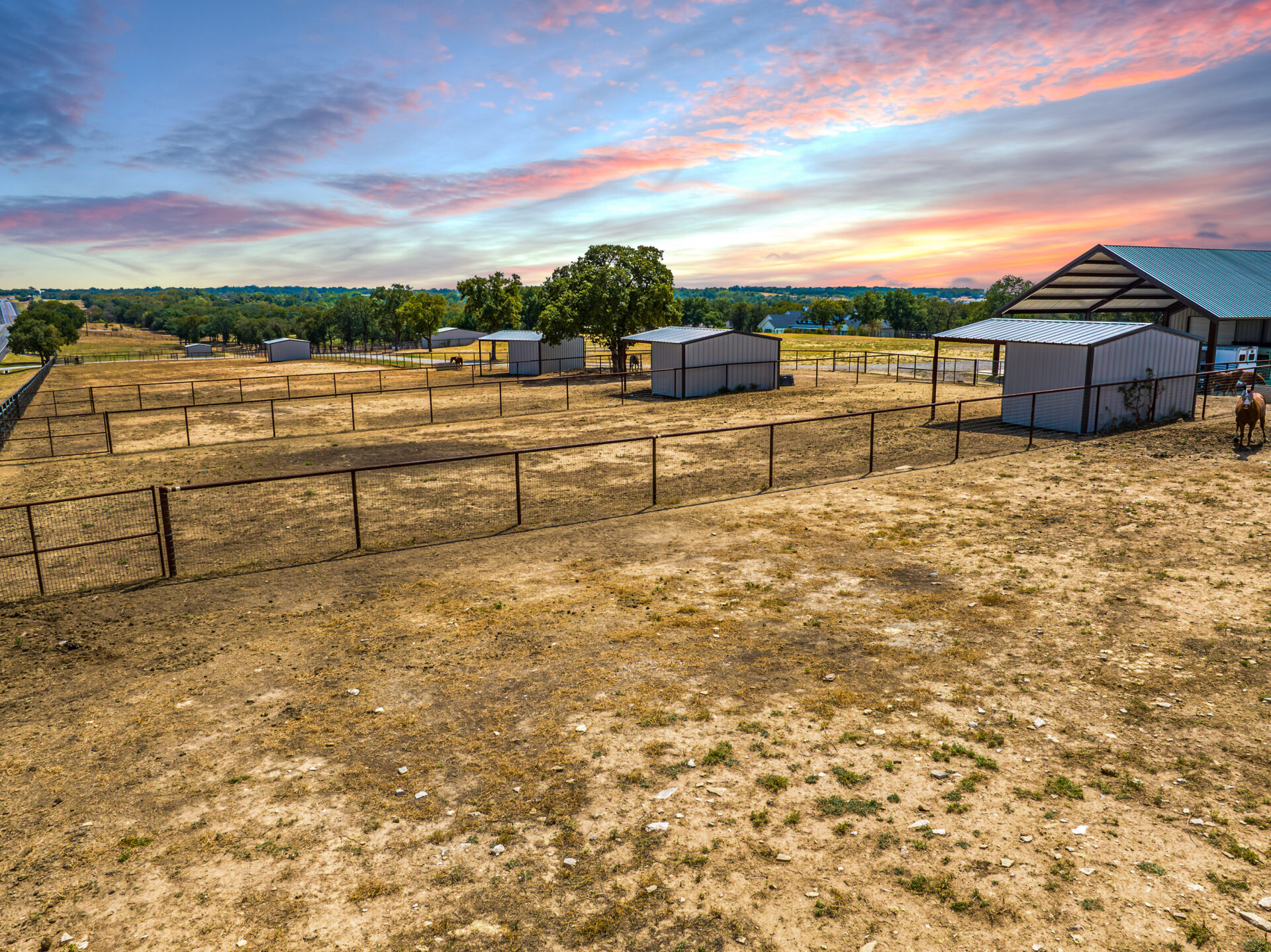 12.64ac. Horse Property with Barndo – Next to Famous Bosque Ranch!